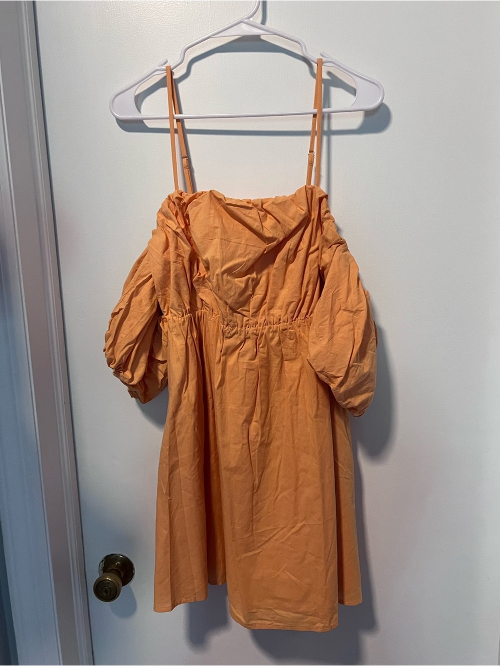 Le Lis One-Shoulder Puff Sleeve Dress in Tangerine
